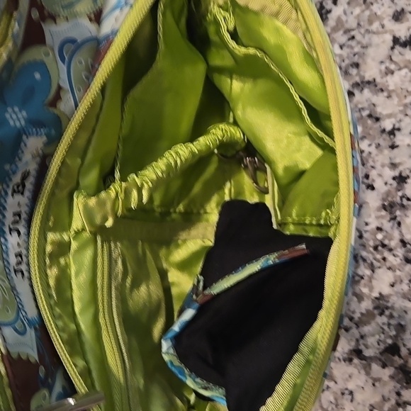 JU JU BE BACKPACK DIAPERBAG WITH CHANGING PAD. PAISLEY AND FLORAL. - Picture 11 of 16